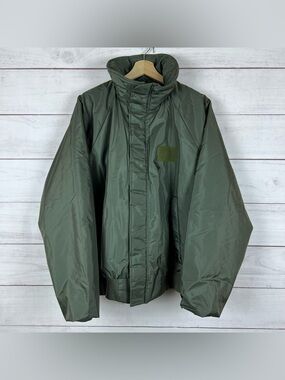 Vintage US Military Cold Weather Jacket Mens Large Green Full Zip Nitrile Coated
